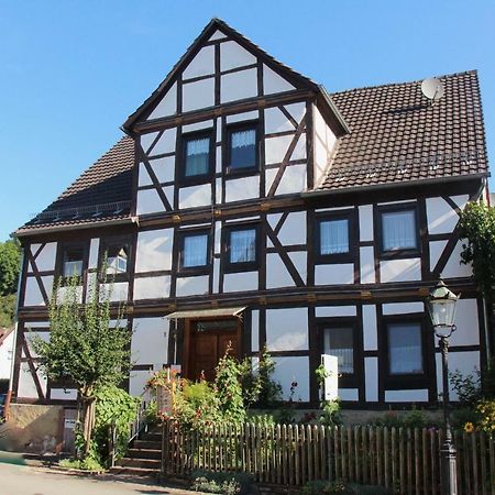 Pension Altes Pfarrhaus Helmarshausen Exterior photo