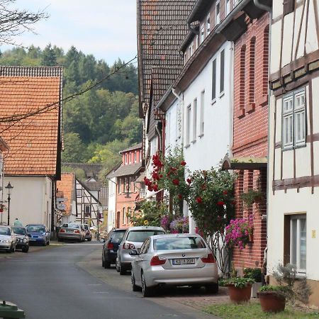 Pension Altes Pfarrhaus Helmarshausen Exterior photo