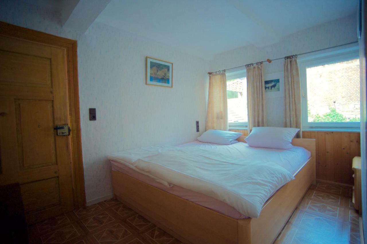 Pension Altes Pfarrhaus Helmarshausen Exterior photo