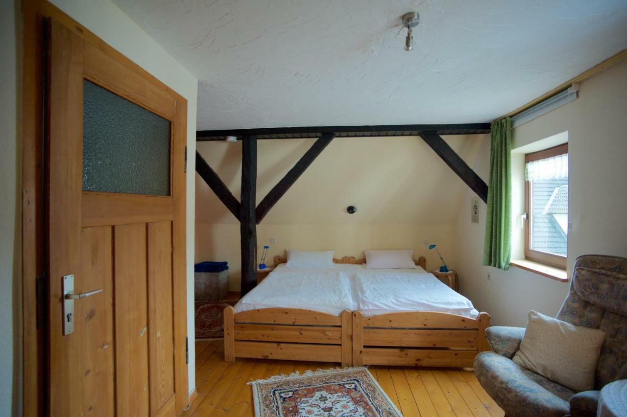 Pension Altes Pfarrhaus Helmarshausen Exterior photo
