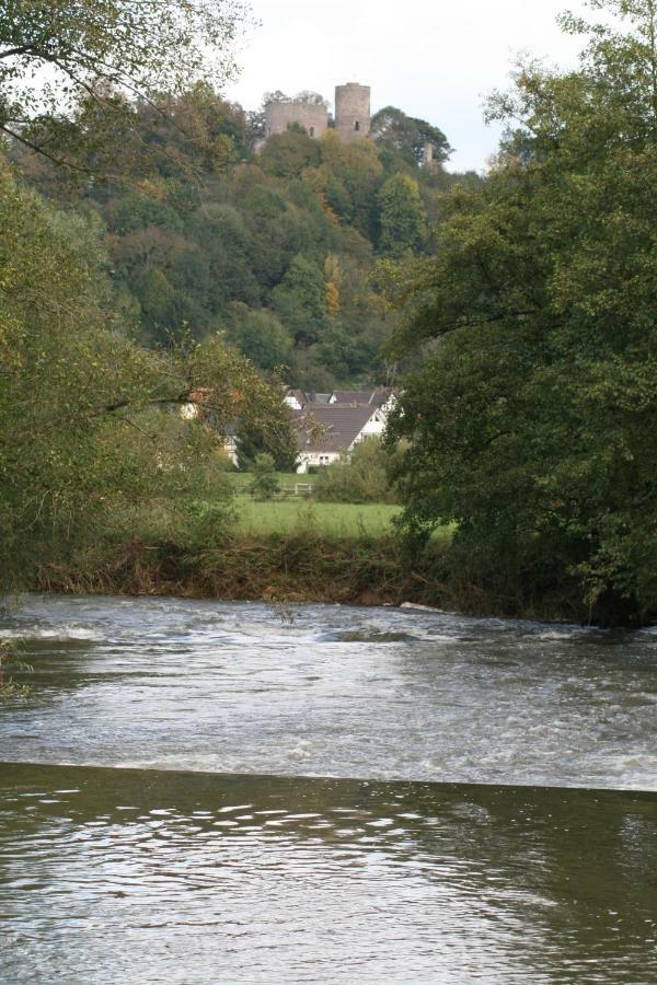 Pension Altes Pfarrhaus Helmarshausen Exterior photo